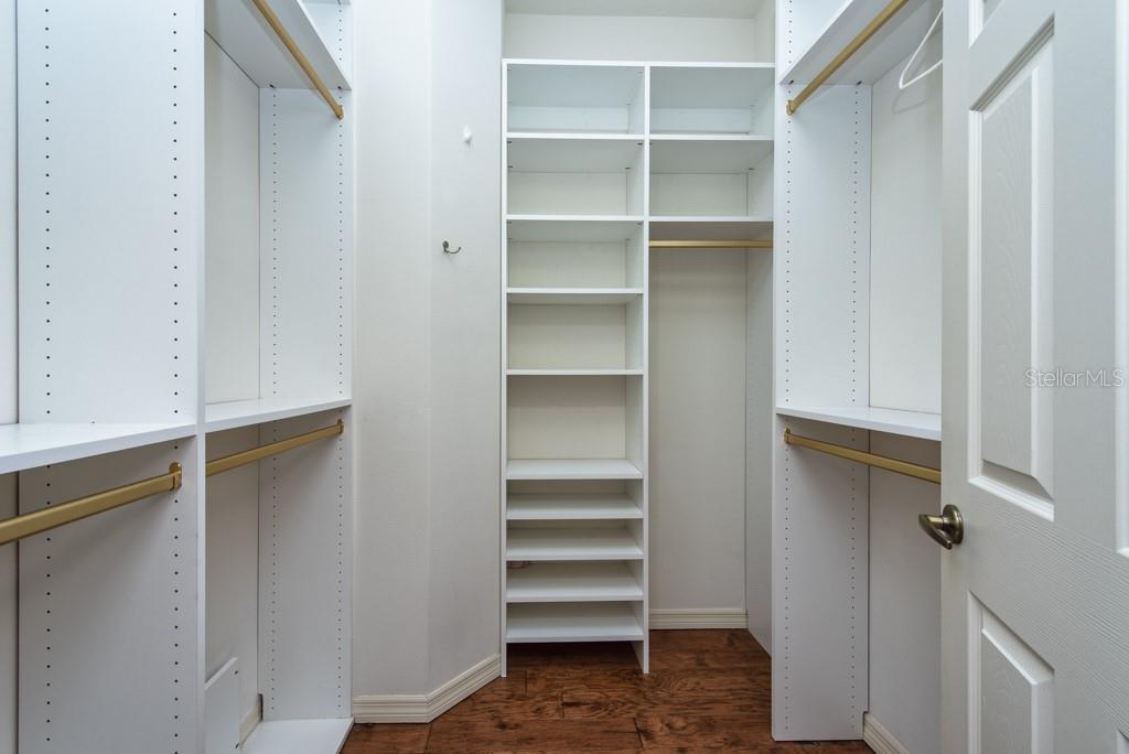 WOODVIEW VILLAS 03 - Residential