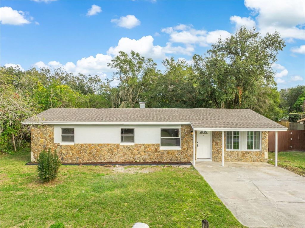 Photo of 2927 Tampa Avenue, Kissimmee, FL 34744 (MLS # S5140280)