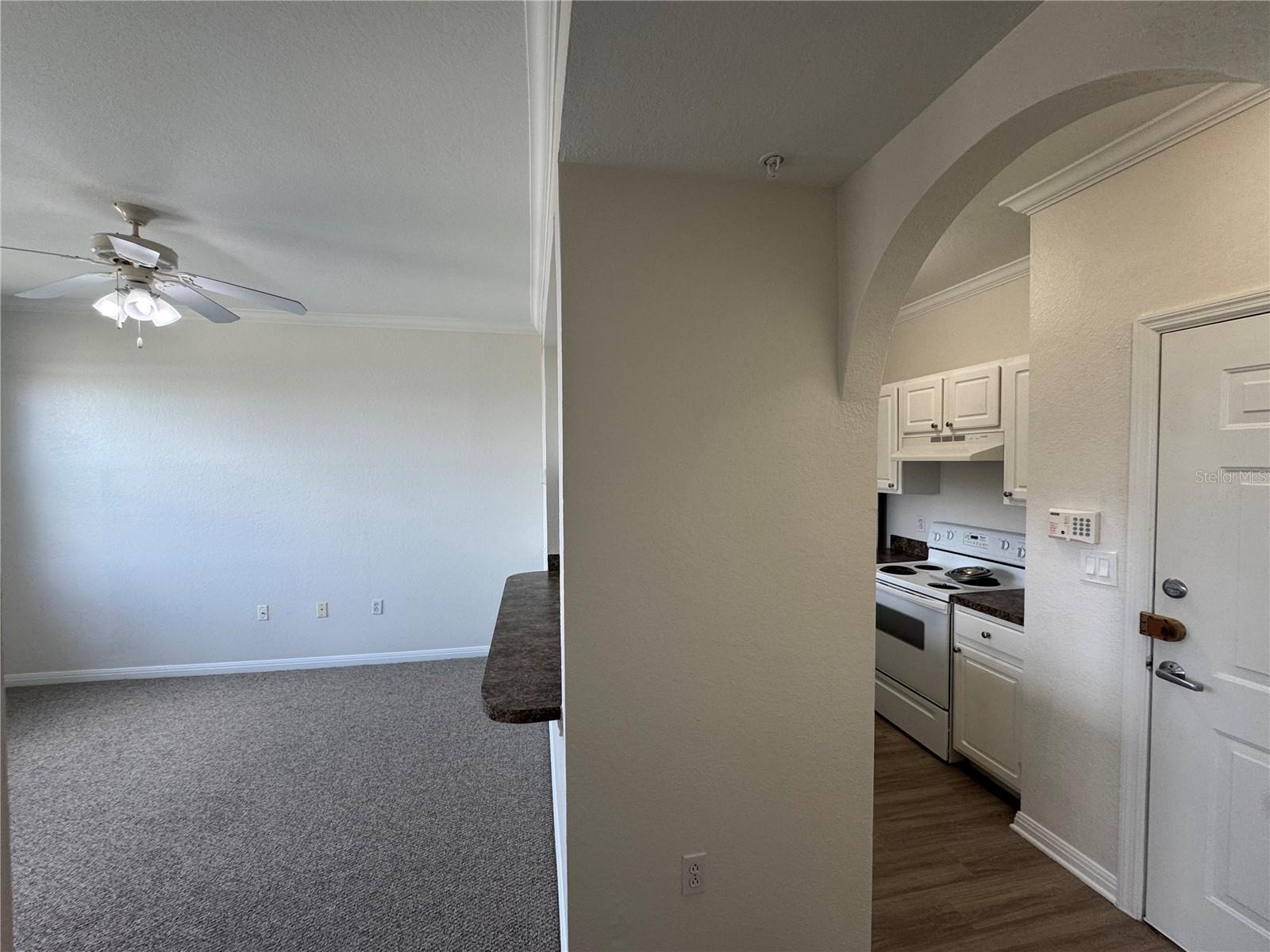 911 N ORANGE AVENUE 545