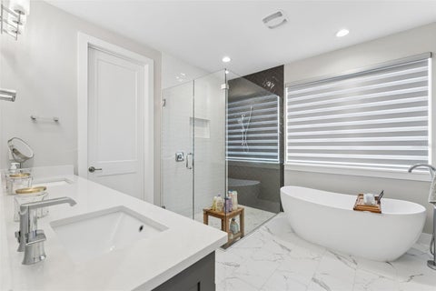 Tiny photo for 16020 Trivoli Circle, Montverde, FL 34756 (MLS # G5117364)