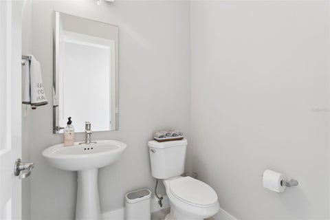 Tiny photo for 16020 Trivoli Circle, Montverde, FL 34756 (MLS # G5117364)