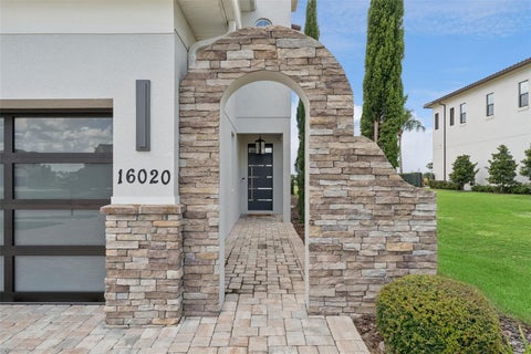 Tiny photo for 16020 Trivoli Circle, Montverde, FL 34756 (MLS # G5117364)