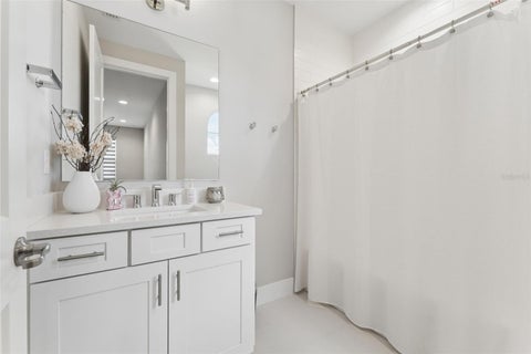 Tiny photo for 16020 Trivoli Circle, Montverde, FL 34756 (MLS # G5117364)