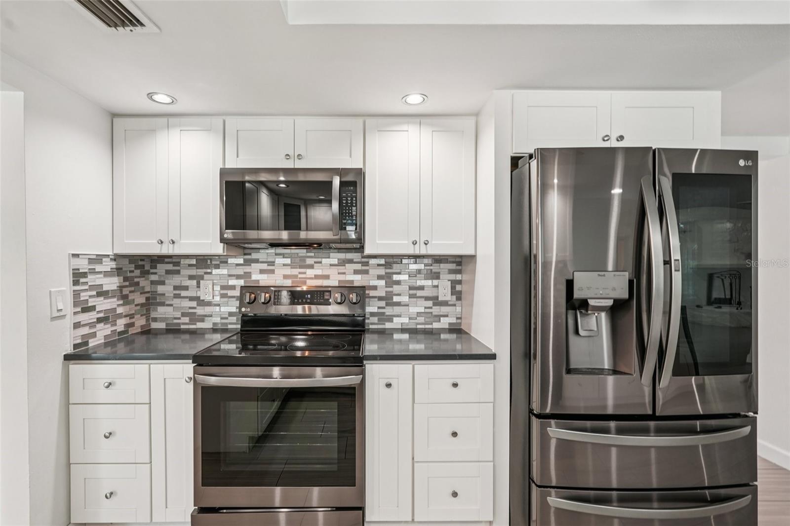 CENTER GATE ESTATES PH 01B - Residential