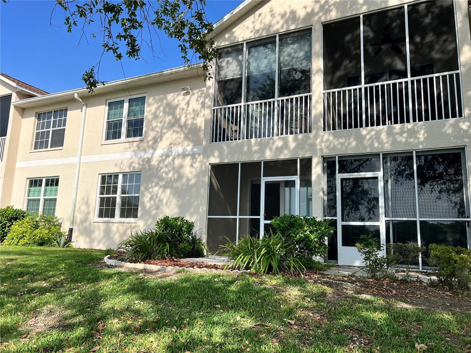PINESTONE AT PALMER RANCH - Residential Lease