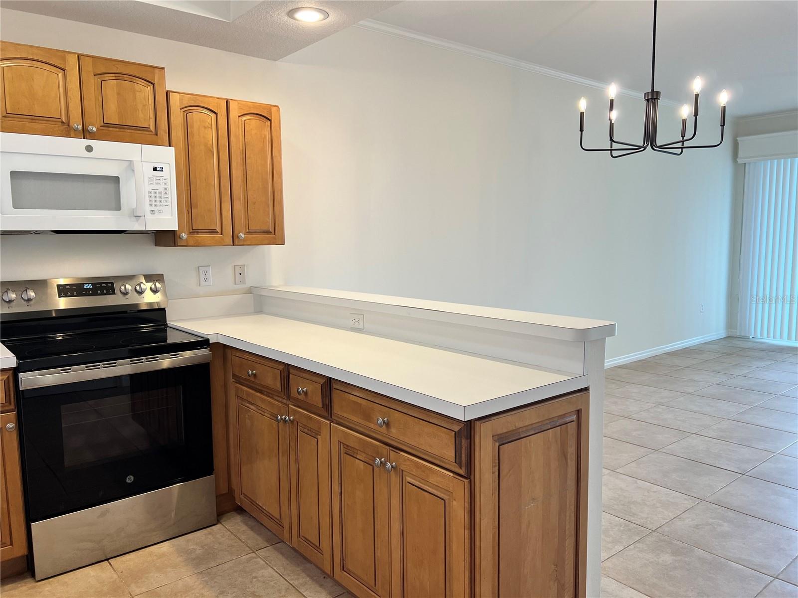 PINESTONE AT PALMER RANCH - Residential Lease