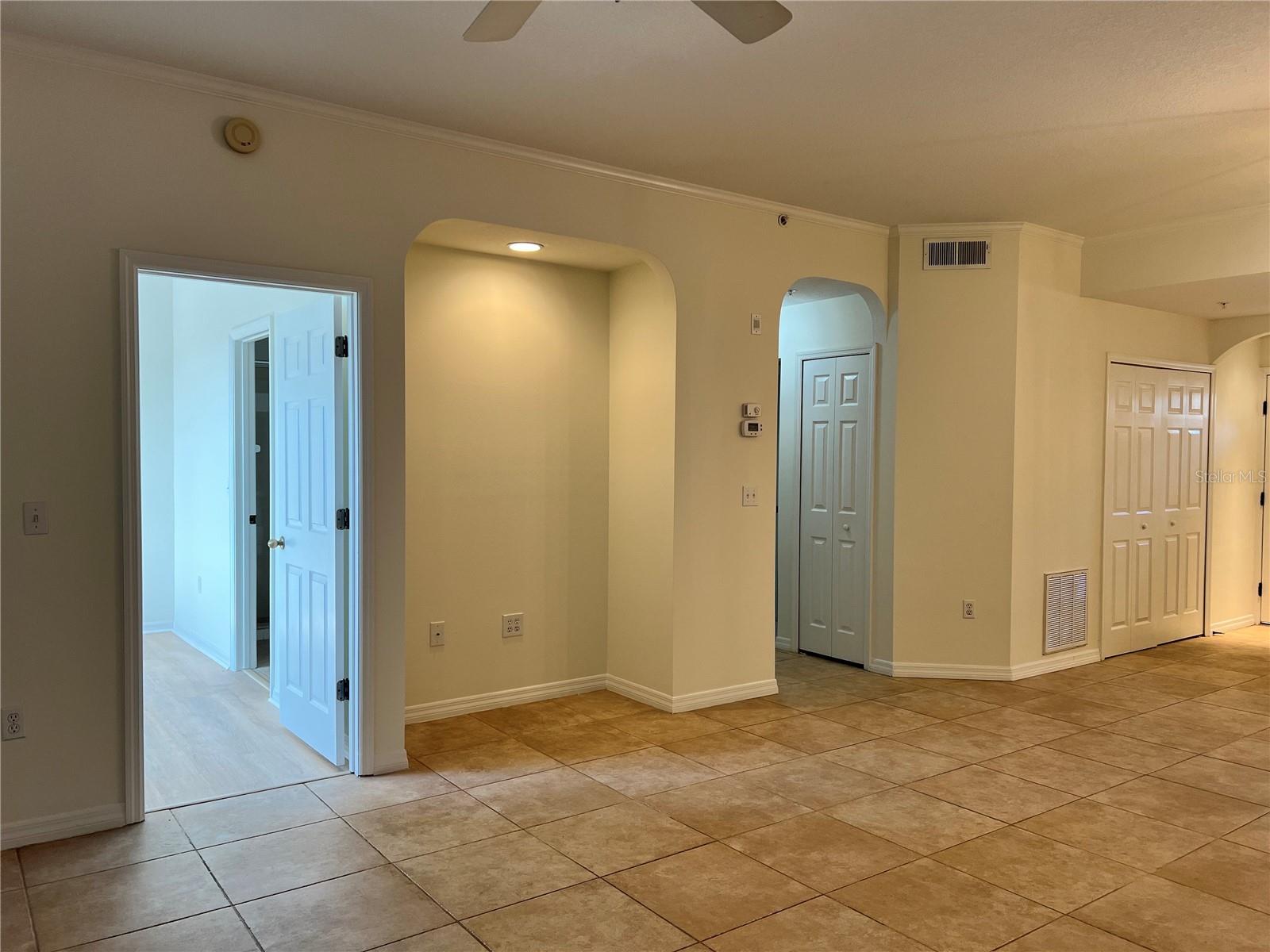 PINESTONE AT PALMER RANCH - Residential Lease