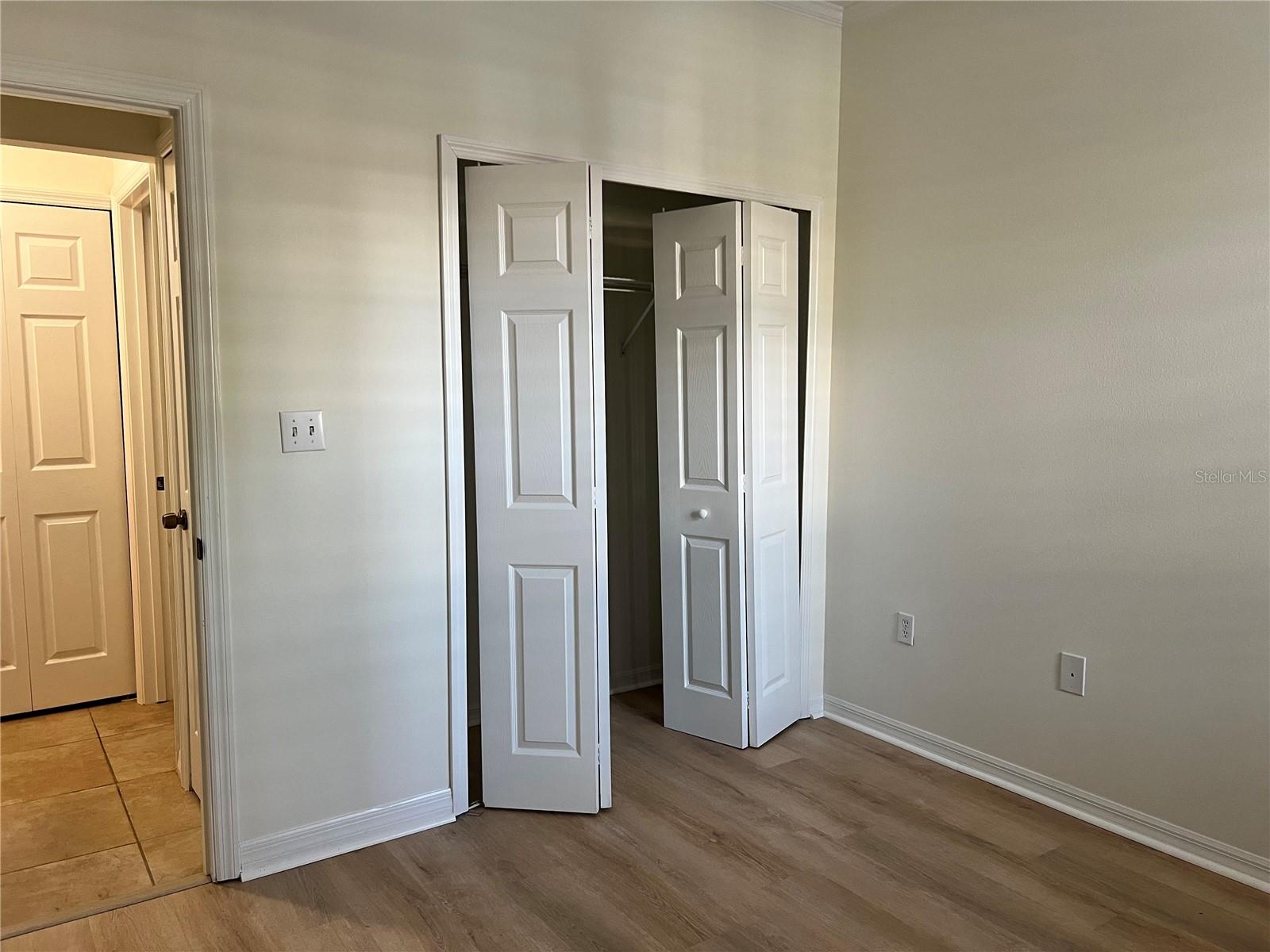PINESTONE AT PALMER RANCH - Residential Lease