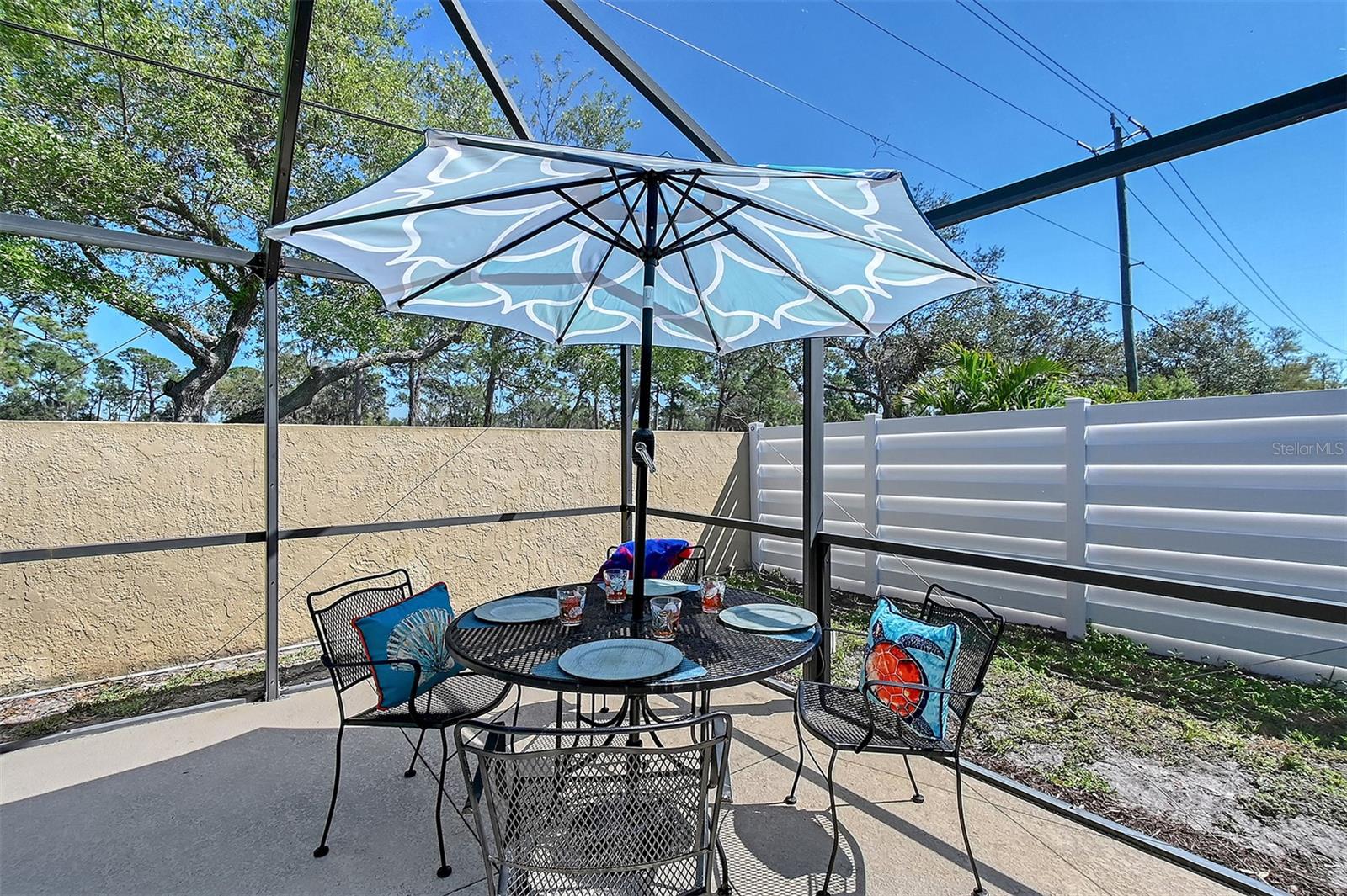 PINE TRACE CONDO - Residential