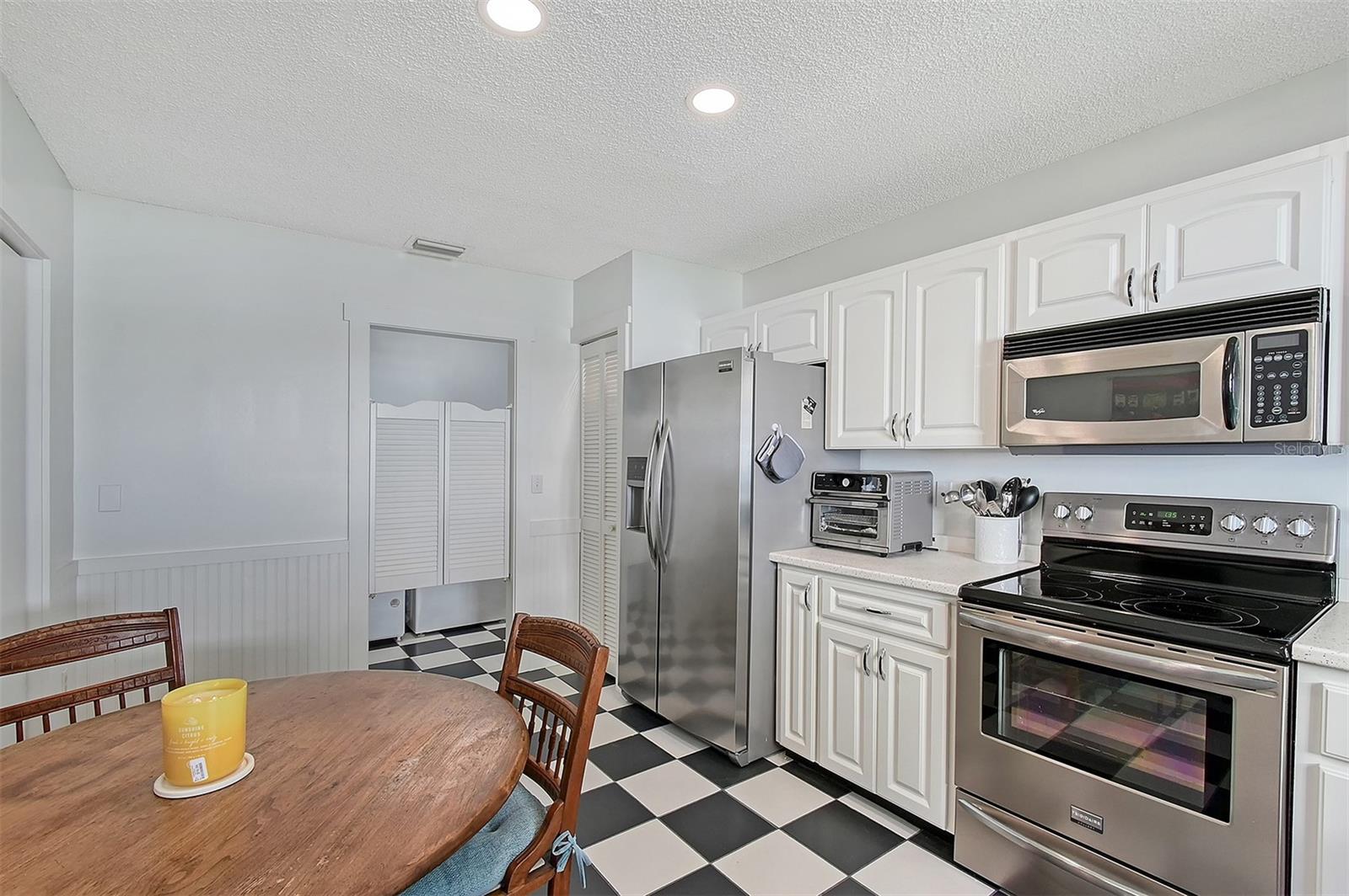 PINE TRACE CONDO - Residential