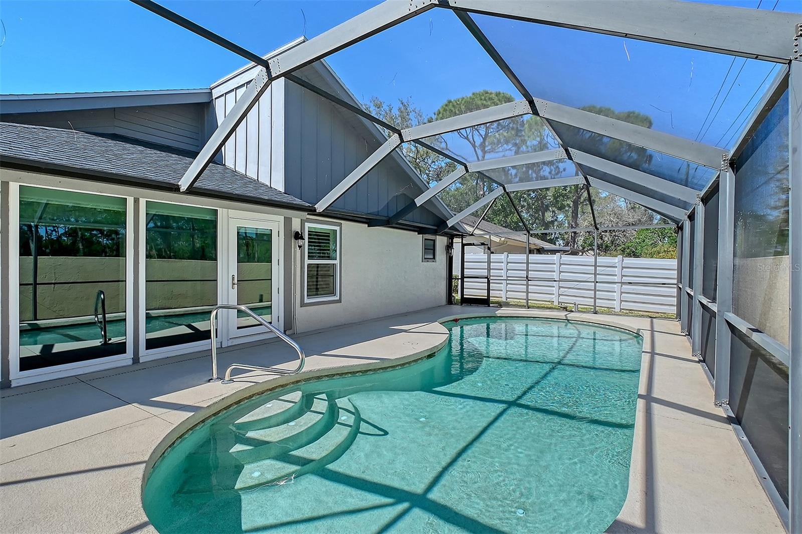 PINE TRACE CONDO - Residential