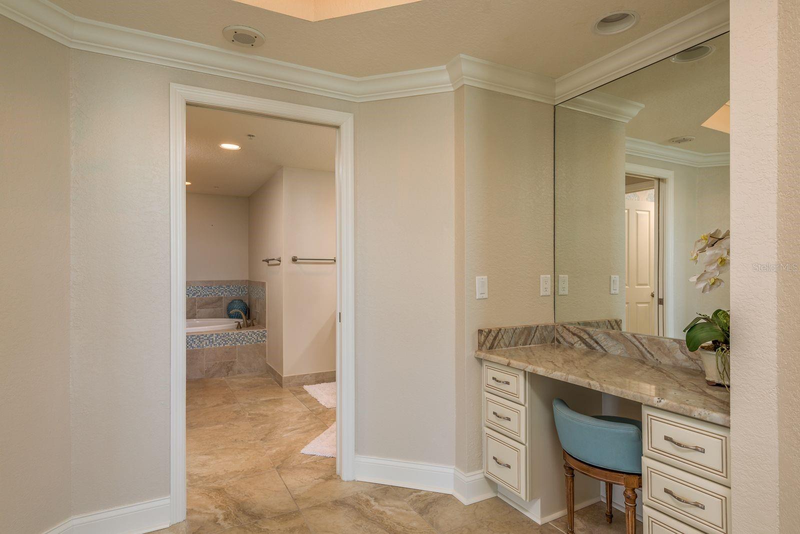 GRANDE ON SAND KEY CONDO PHASE II UNIT 402 GAR 21 - Residential