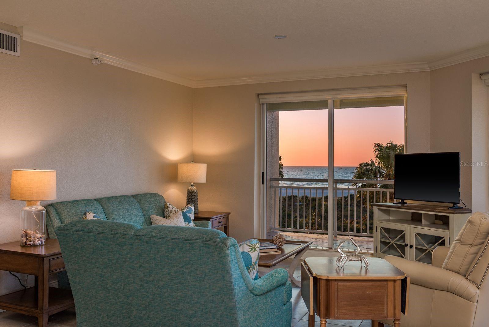 GRANDE ON SAND KEY CONDO PHASE II UNIT 402 GAR 21 - Residential