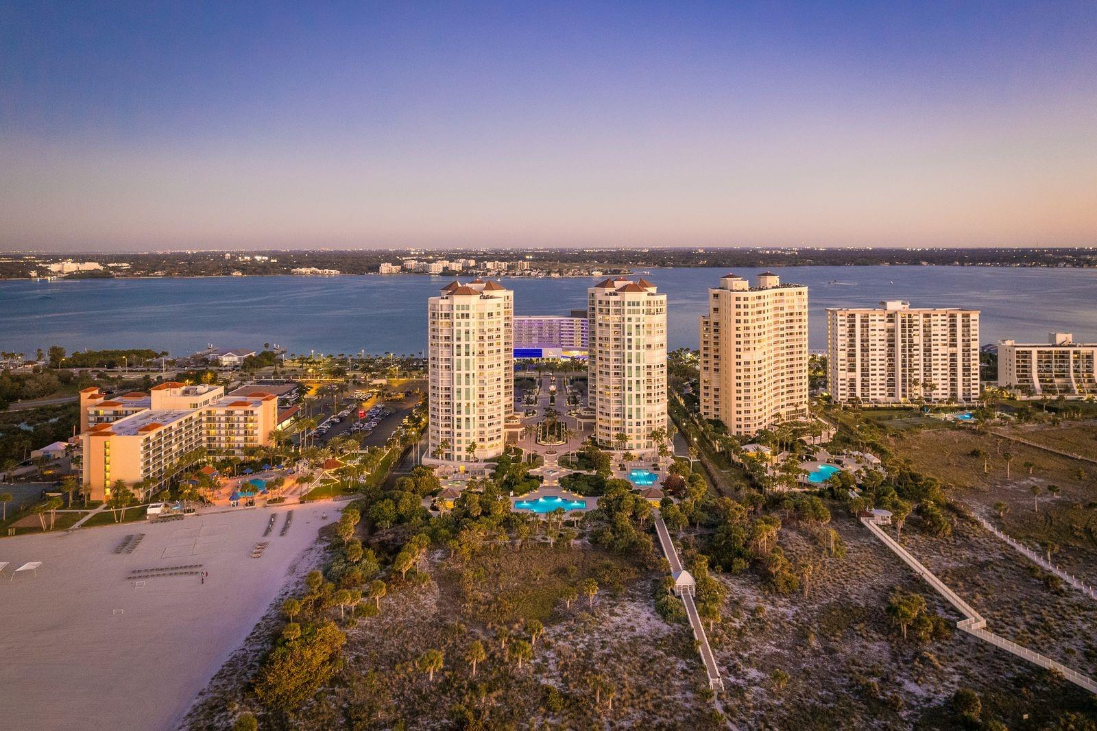 GRANDE ON SAND KEY CONDO PHASE II UNIT 402 GAR 21 - Residential