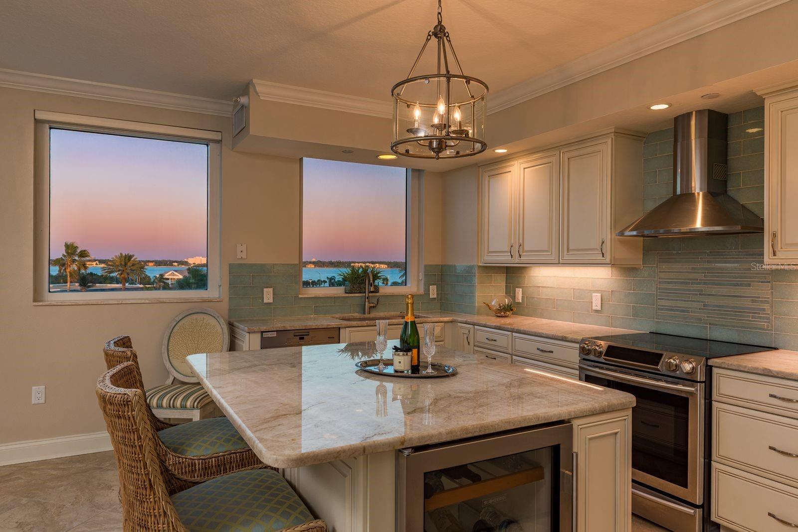 GRANDE ON SAND KEY CONDO PHASE II UNIT 402 GAR 21 - Residential