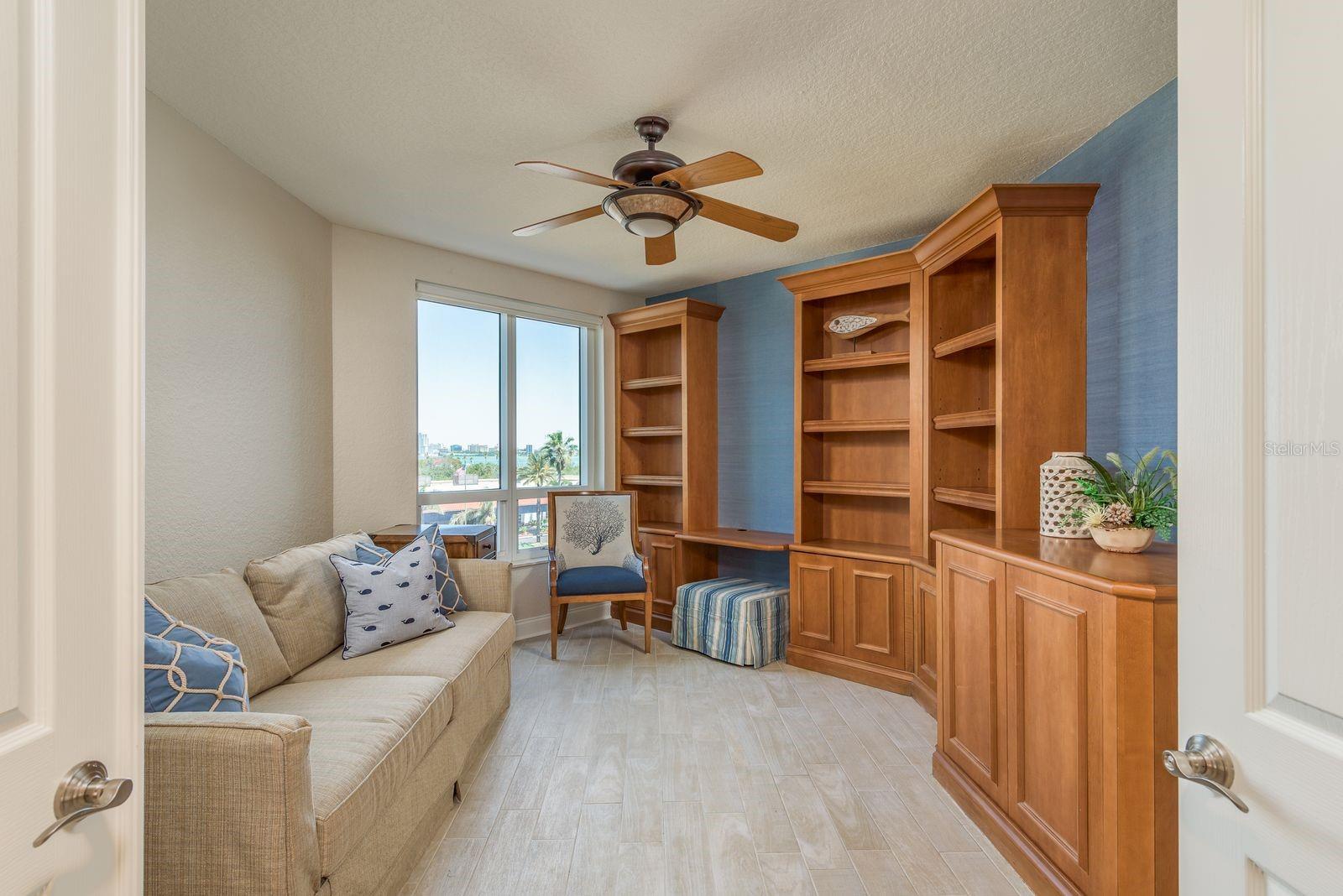 GRANDE ON SAND KEY CONDO PHASE II UNIT 402 GAR 21 - Residential