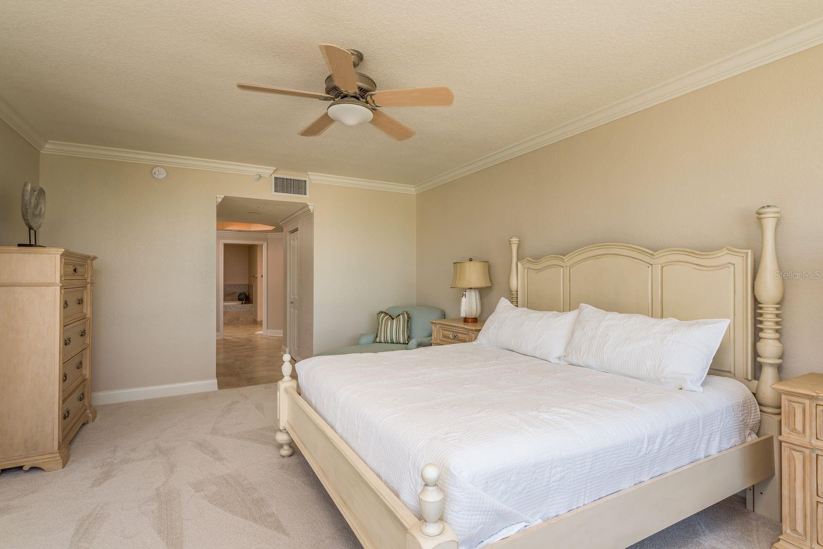 GRANDE ON SAND KEY CONDO PHASE II UNIT 402 GAR 21 - Residential