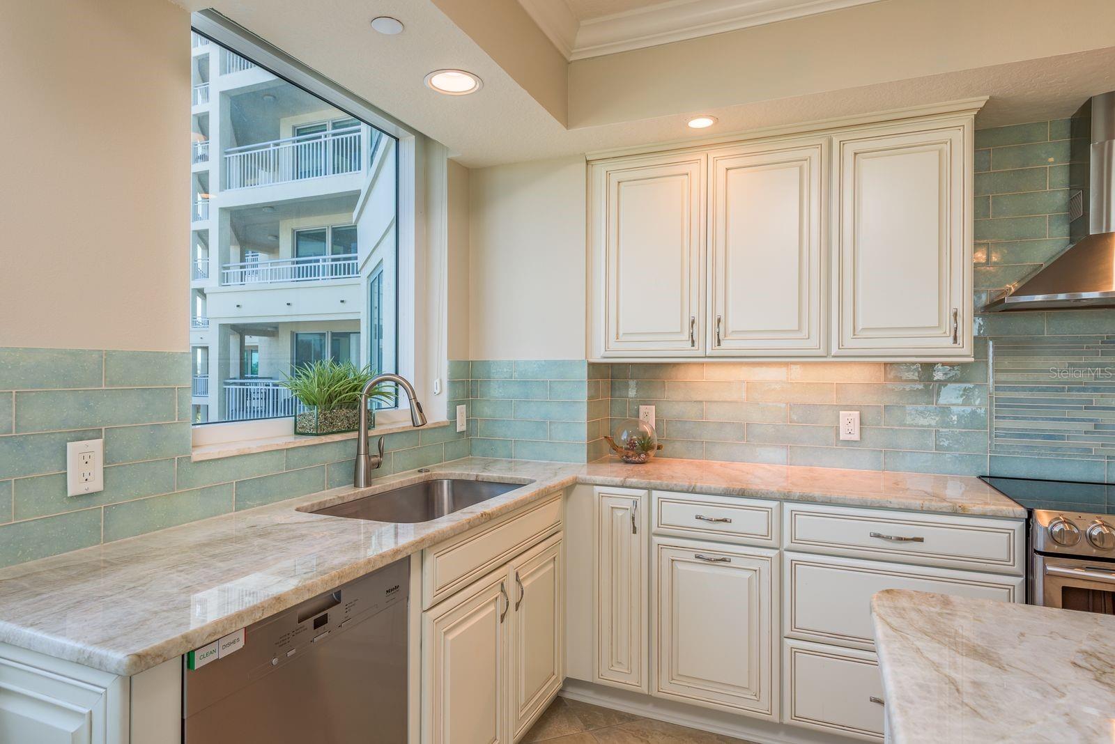 GRANDE ON SAND KEY CONDO PHASE II UNIT 402 GAR 21 - Residential