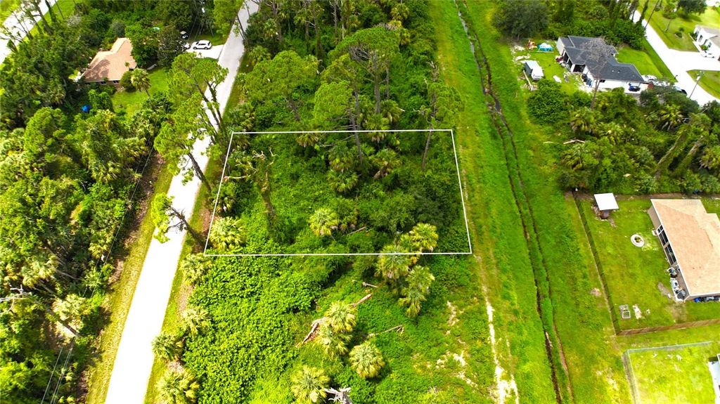Photo of Bartigon Avenue, North Port, FL 34286 (MLS # C7513294)