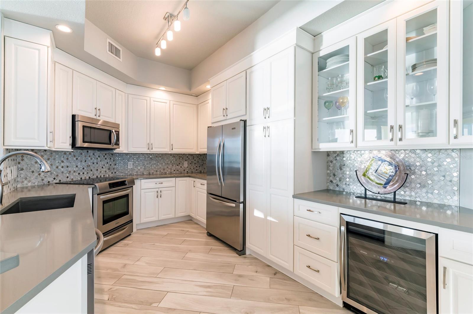 GRANDE ON SAND KEY CONDO - Residential