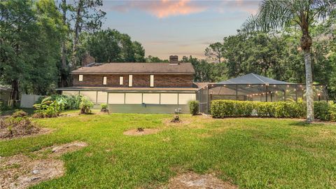 A home in LAKELAND