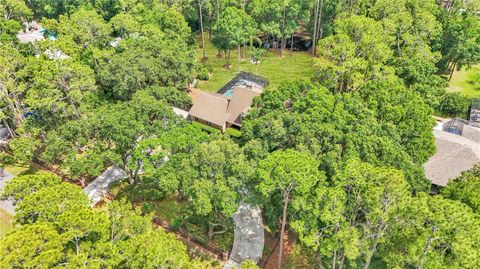 A home in LAKELAND