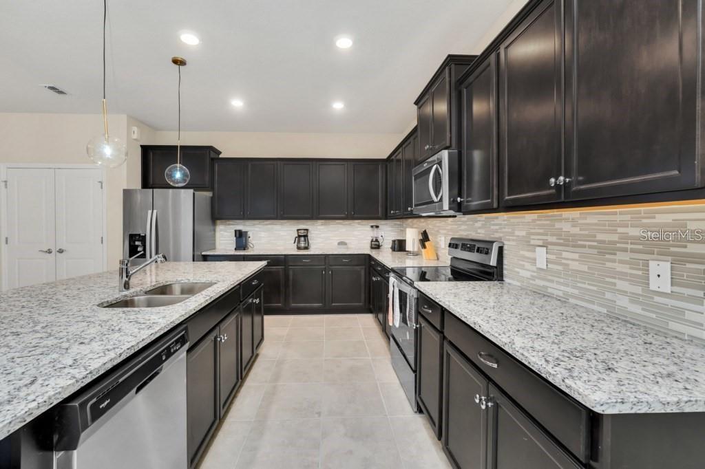 WINDSOR ISLAND RESORT PHASE 2A - Residential