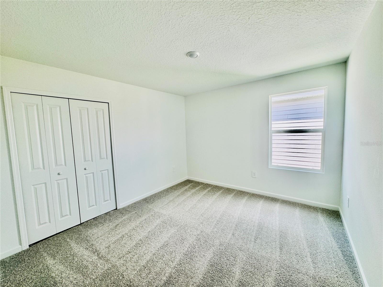 HUNT CLUB AT LAKE WALES PHASE 1 - Residential Lease