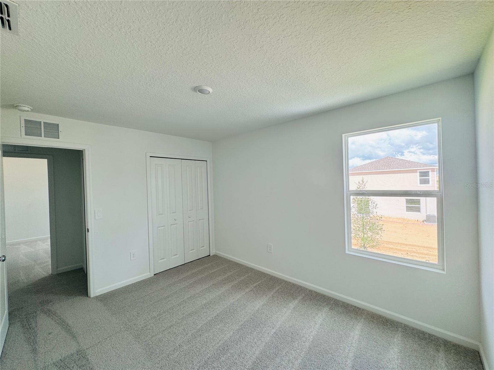 HUNT CLUB AT LAKE WALES PHASE 1 - Residential Lease