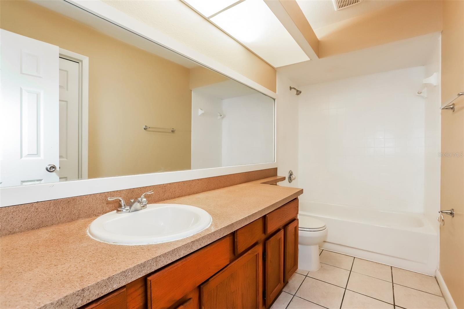 PROVIDENCE LAKES UNIT 111 PHAS - Residential