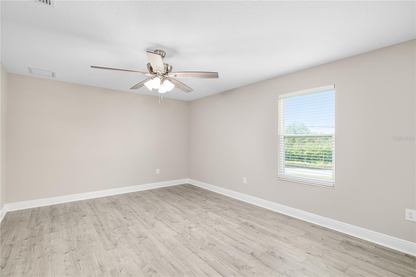 EHRENS MILL PB 83 PG 075 BLOCK 1 LOT 1 - Residential