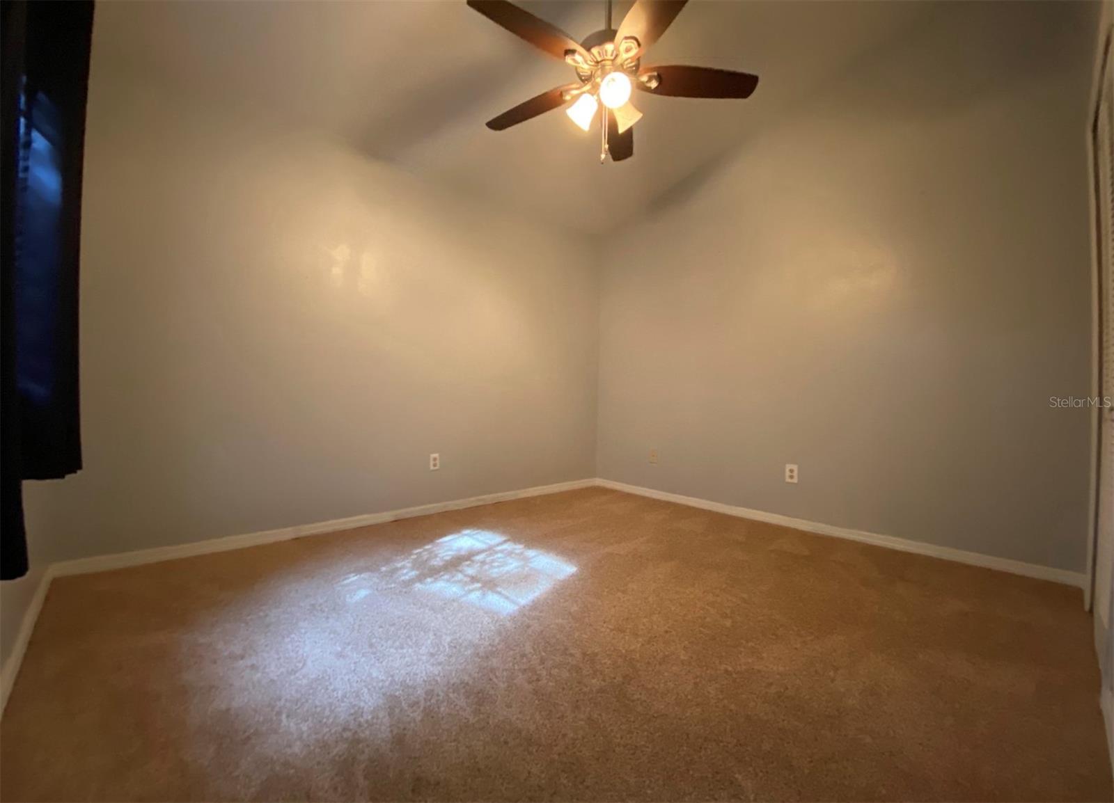 ROCKWOOD VILLAS - Residential Lease