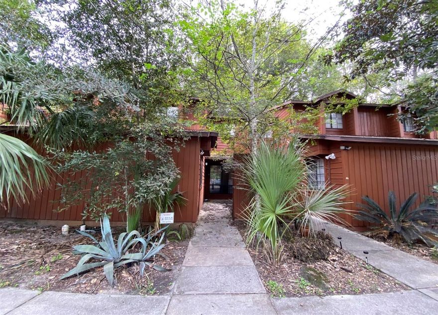 Rockwood Villas is an affordable community, this 2 bedroom 2 bath town home offers 1106 sq. ft. of comfort. With the HOA fees already paid by the owner, you can enjoy the pool, landscaping and exterior maintenance worry-free.