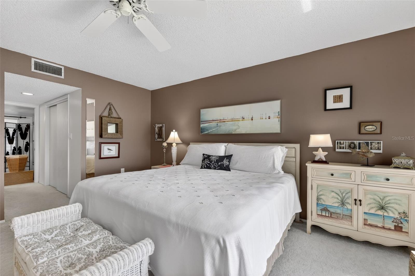 MARINA NORTH SHORE CONDO PH 01-04 - Residential