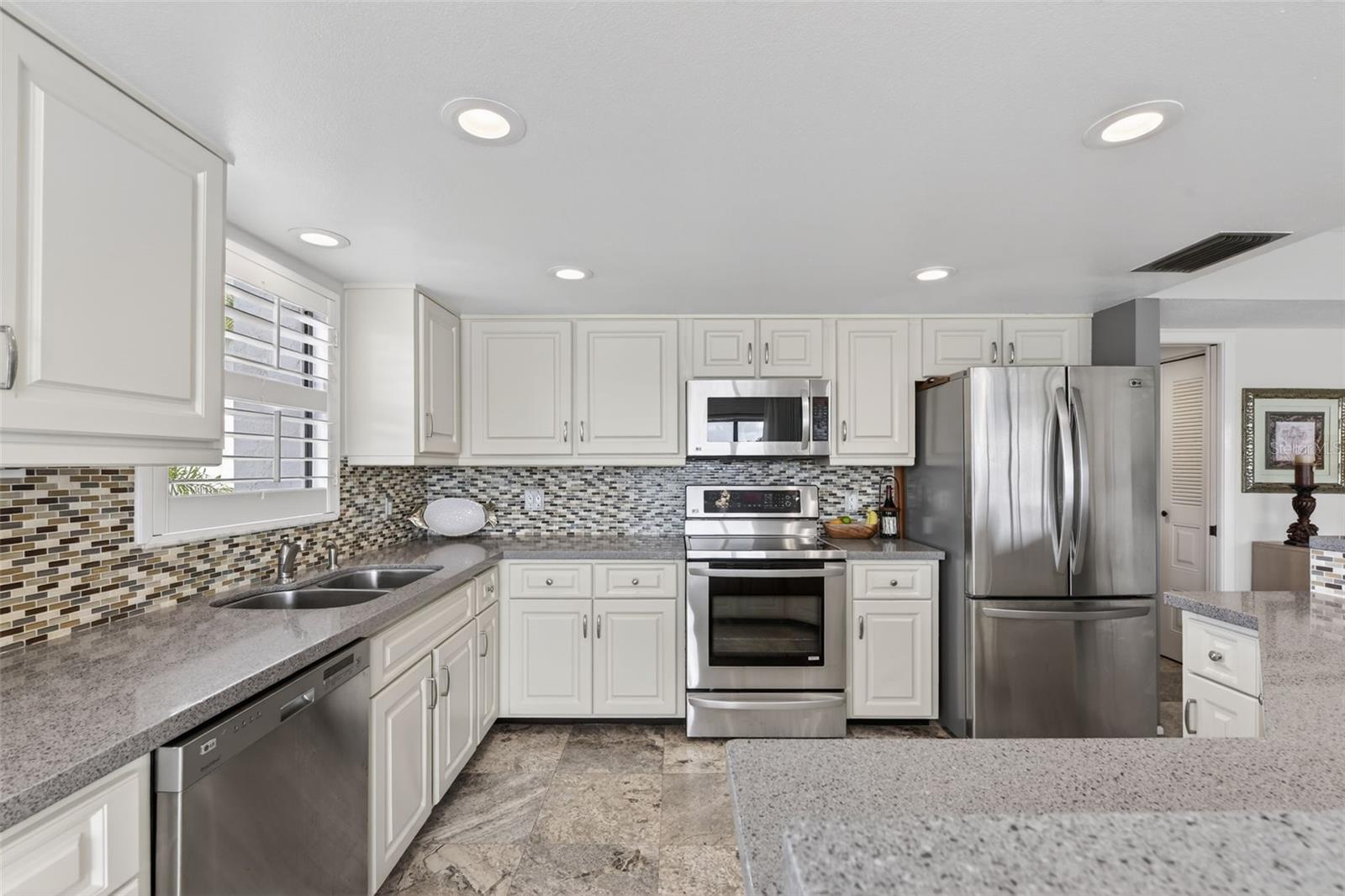 MARINA NORTH SHORE CONDO PH 01-04 - Residential