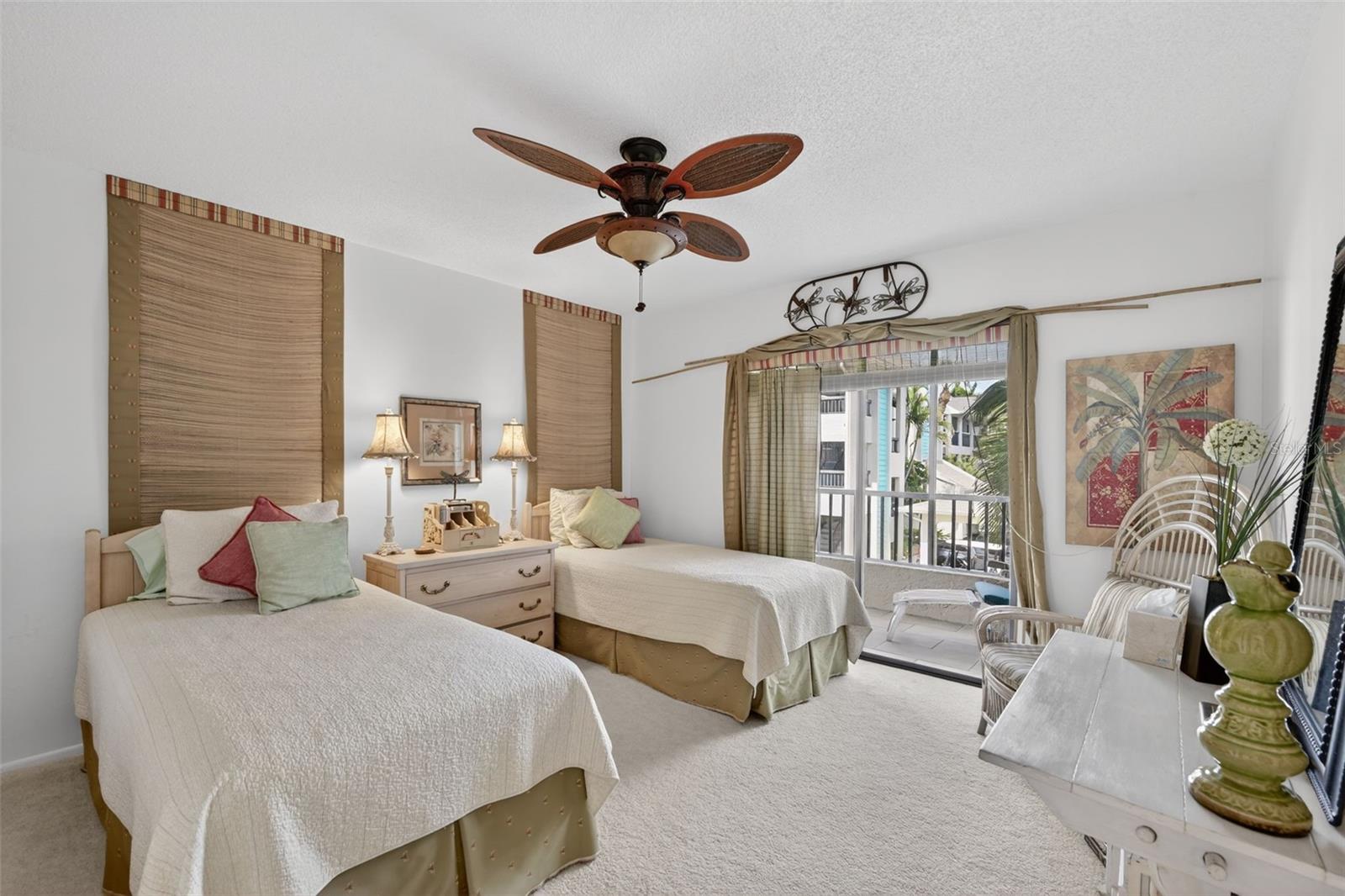 MARINA NORTH SHORE CONDO PH 01-04 - Residential