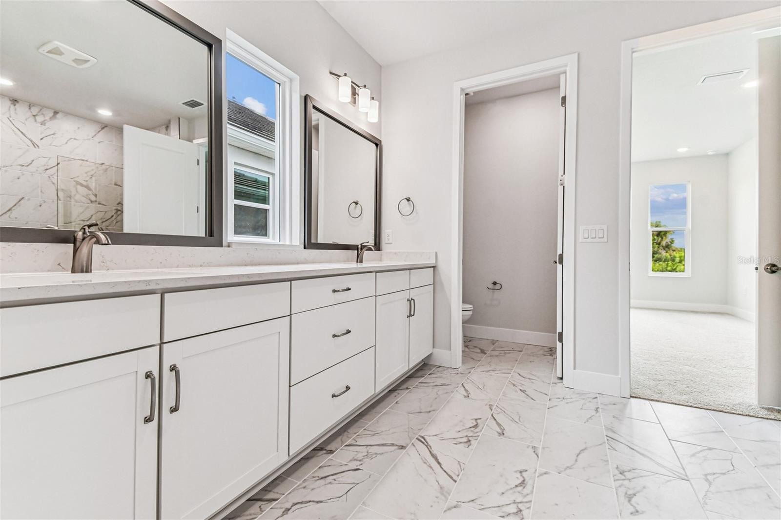 VISTERA OF VENICE - Residential