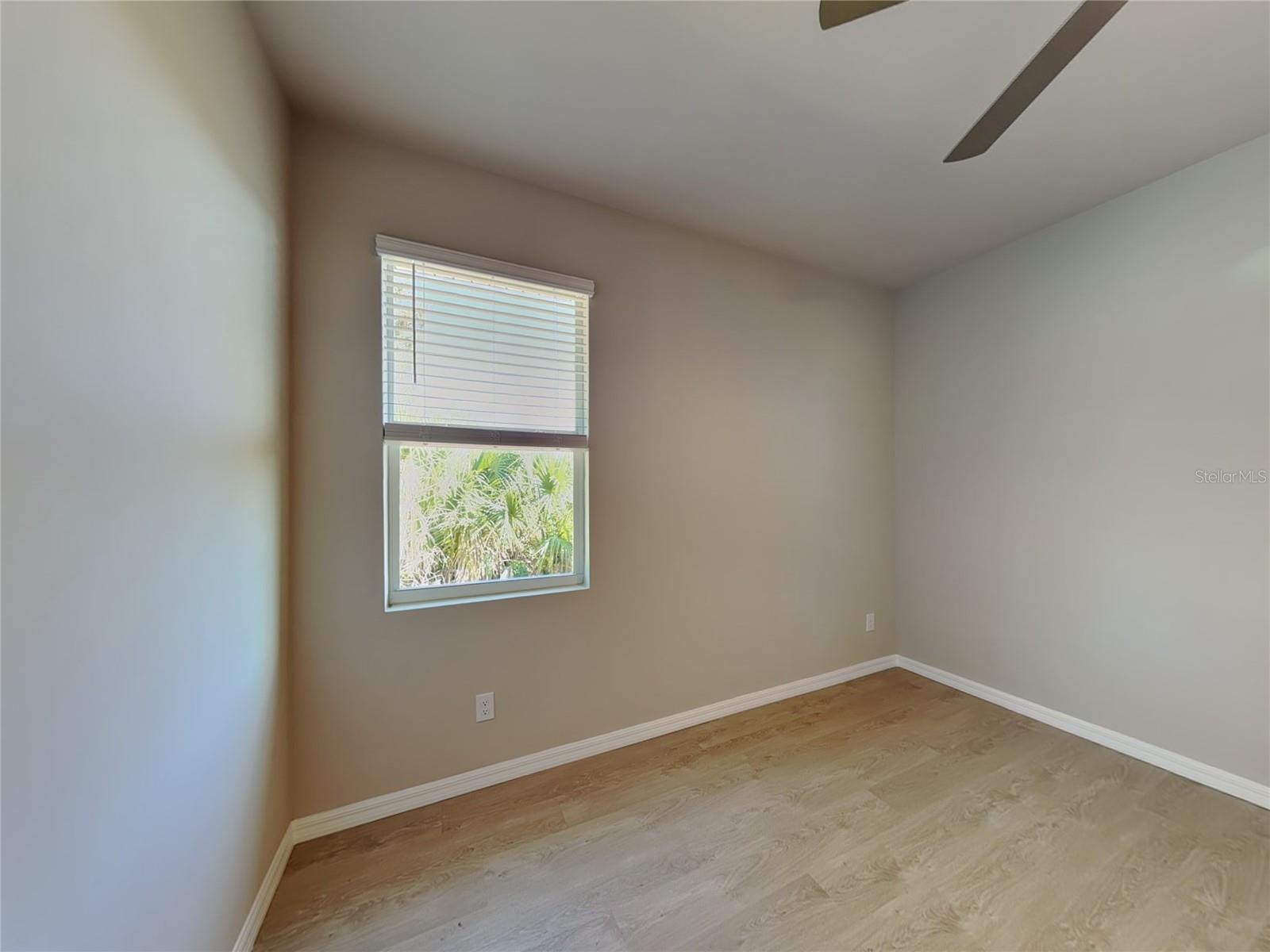 ROTONDA LAKES - Residential