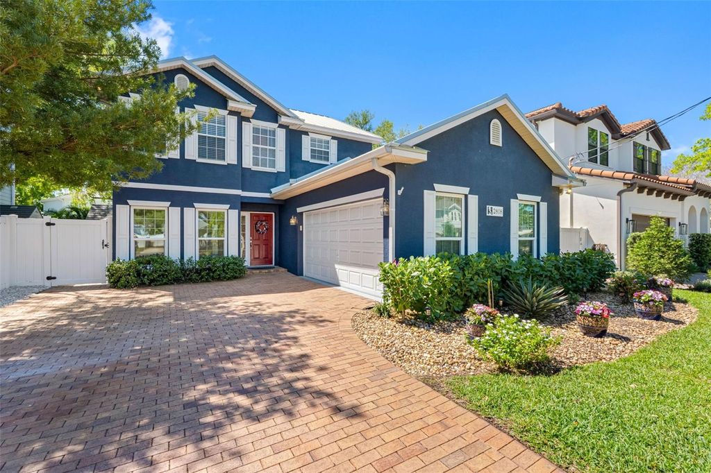 Photo of 2808 W Leila Avenue, Tampa, FL 33611 (MLS # TB8489547)