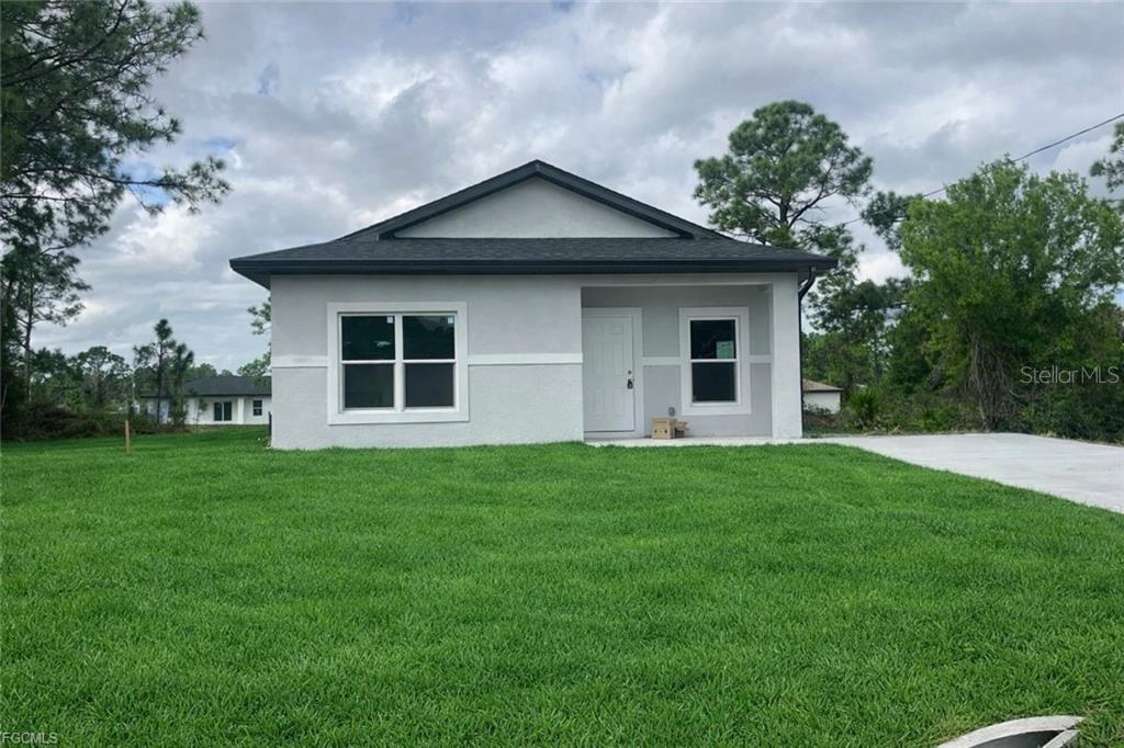 Photo of 1059 Cellini Street, Lake Placid, FL 33852 (MLS # C7530555)