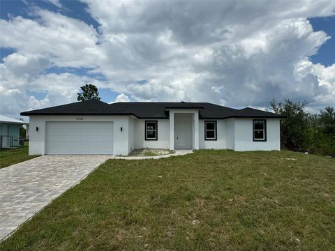 A home in PORT CHARLOTTE