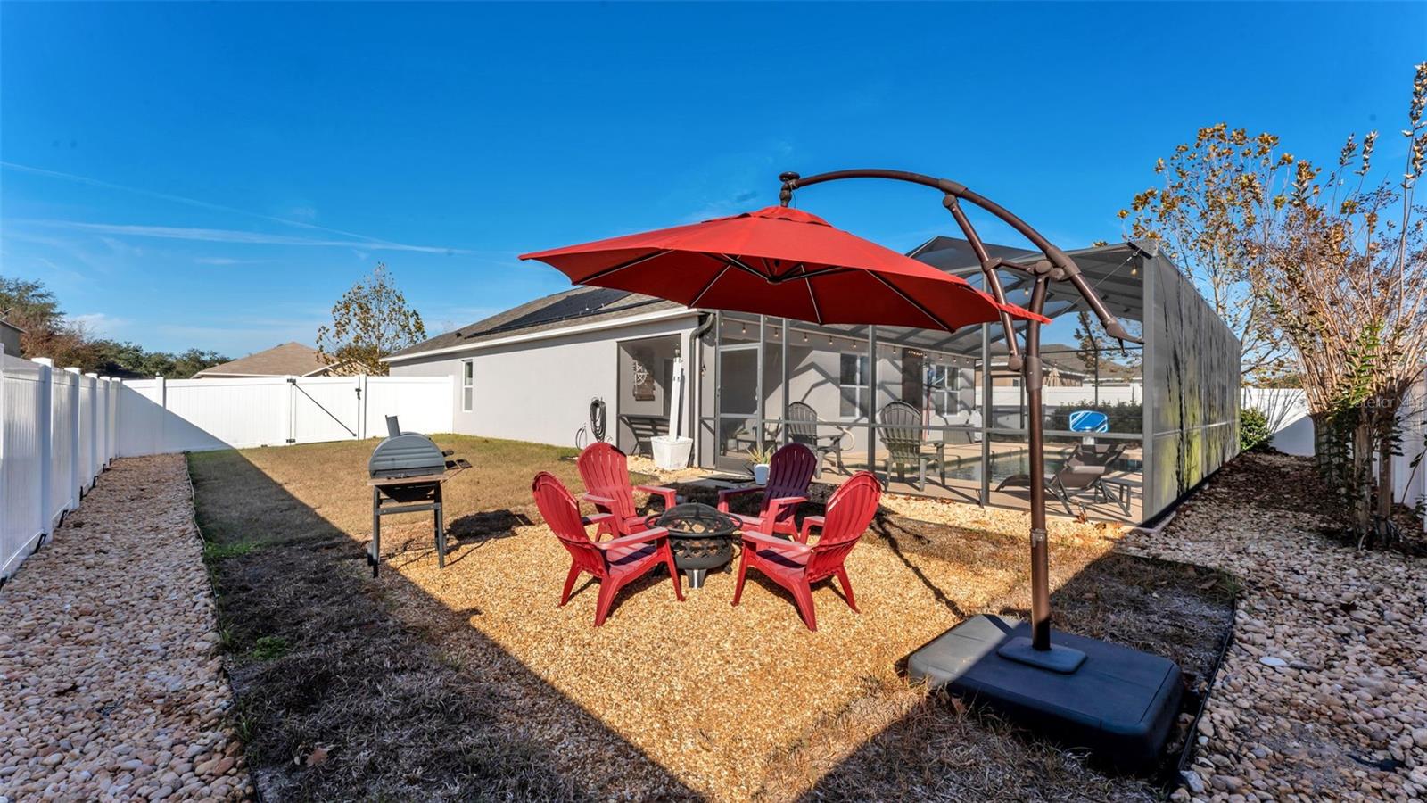 LYLE OAKS - Residential