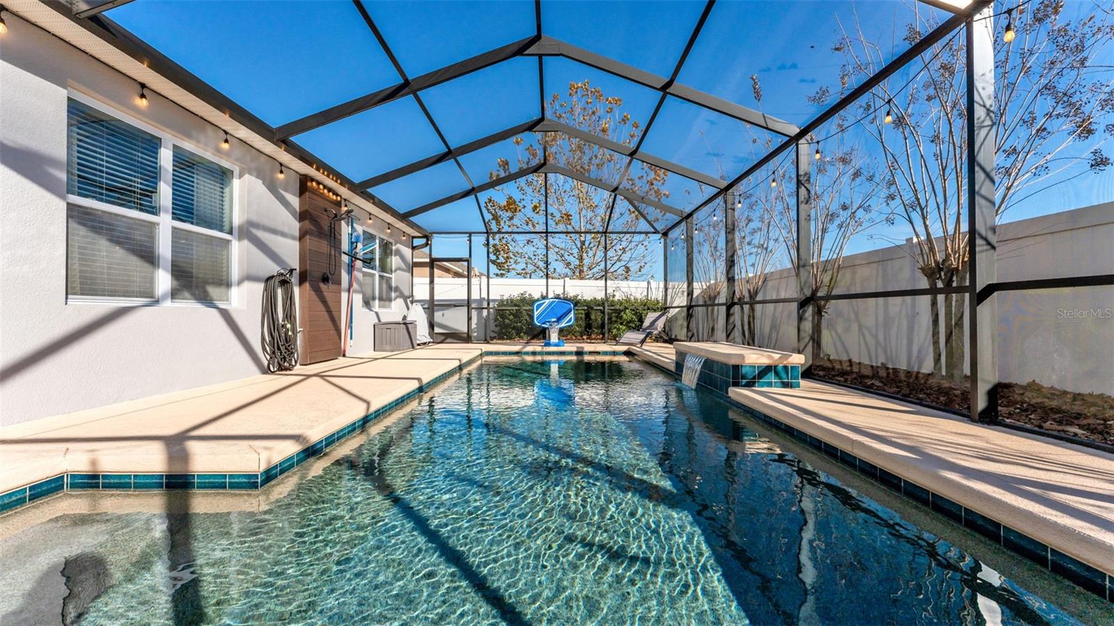 LYLE OAKS - Residential