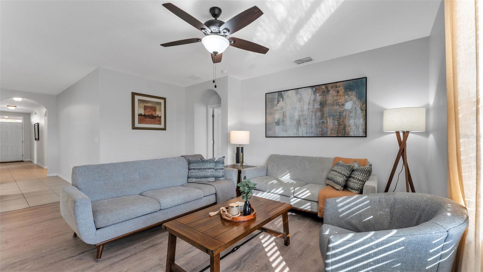 LYLE OAKS - Residential