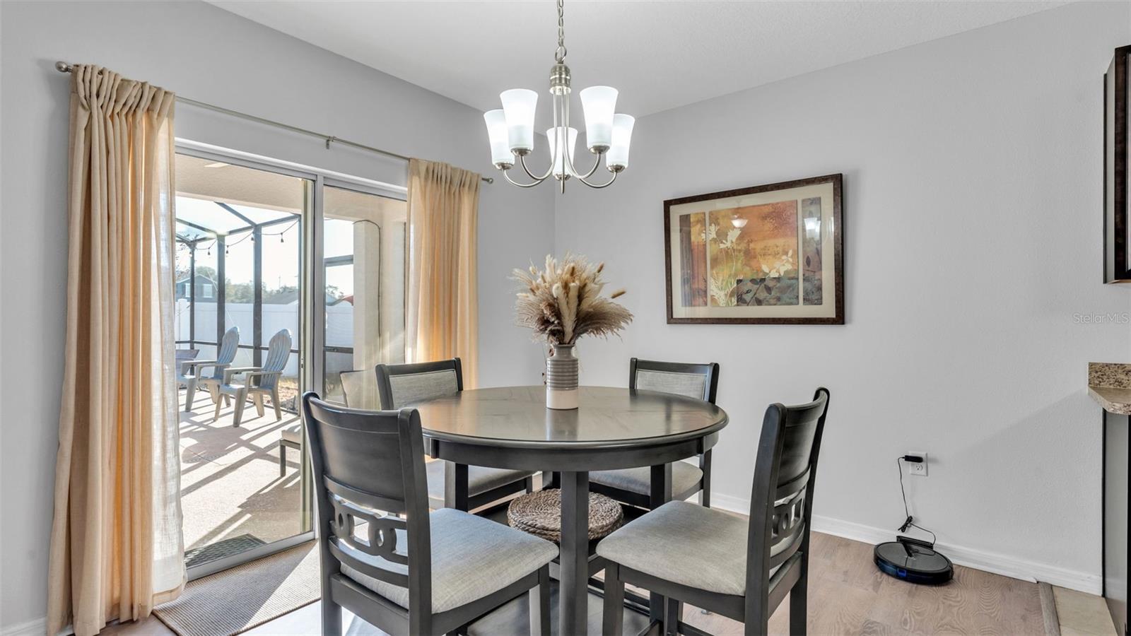 LYLE OAKS - Residential