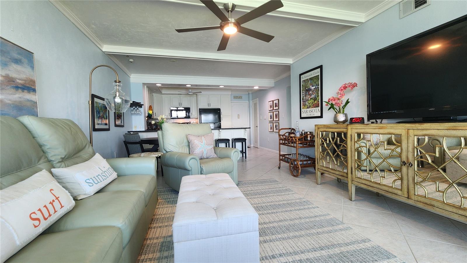777 JOHN RINGLING BOULEVARD 24