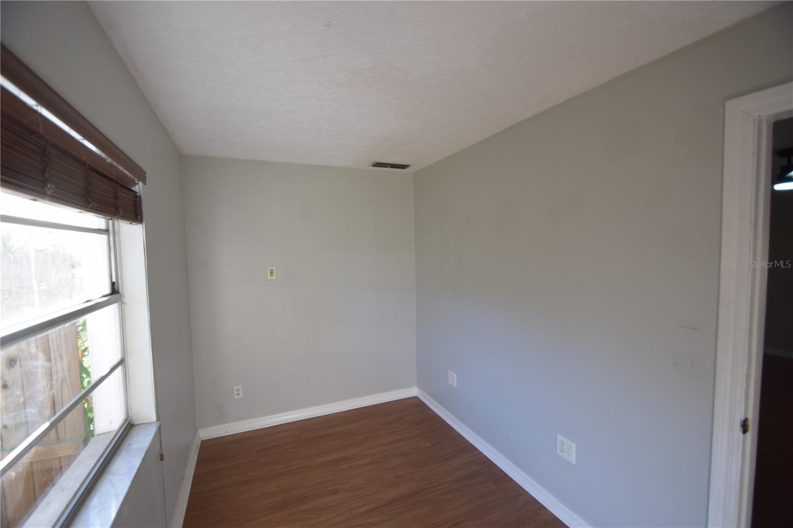 ESTATES NORTHEAST - Residential Lease