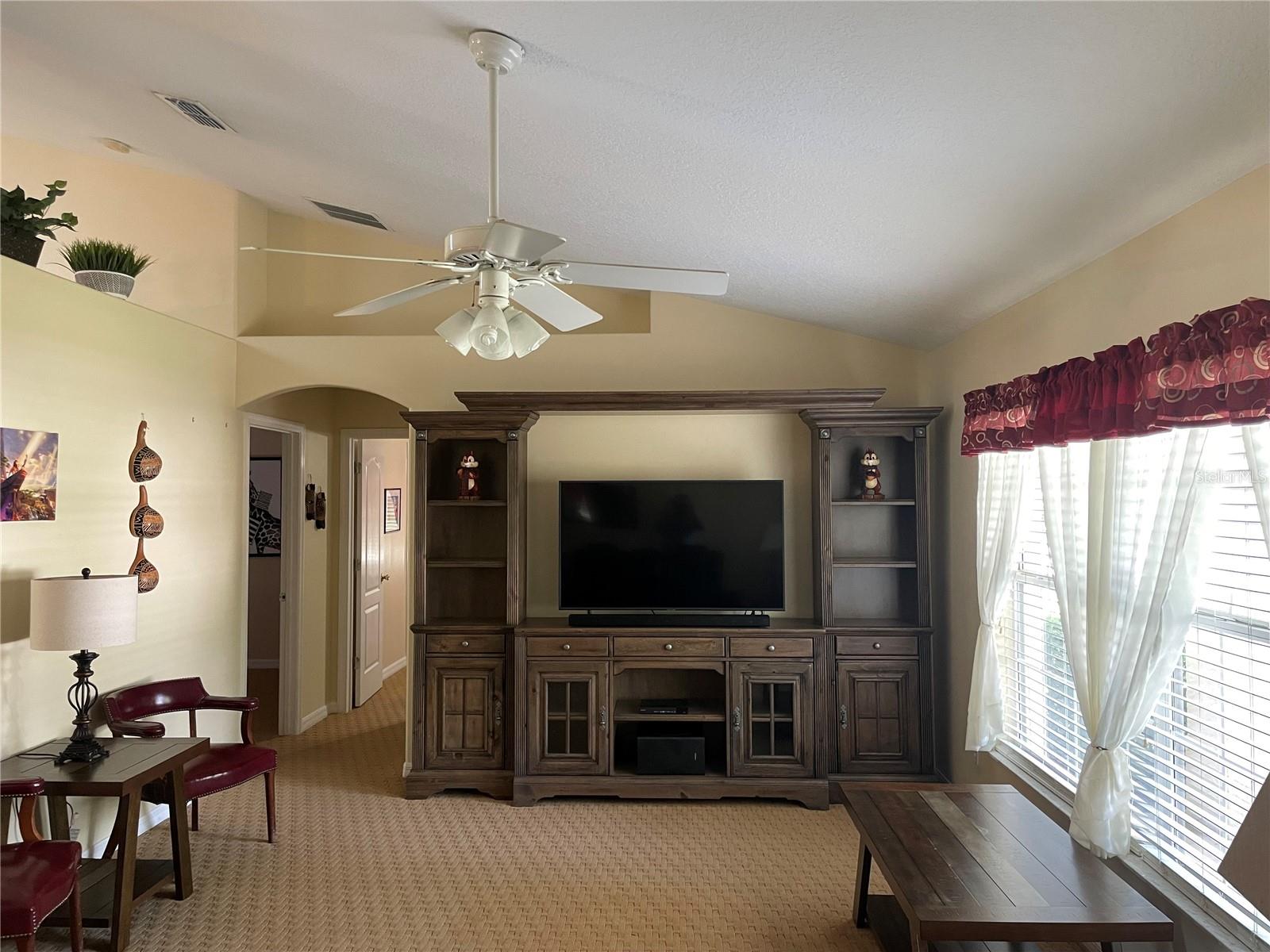 CLERMONT COLLEGE PARK PH 01 LT 01 - Residential