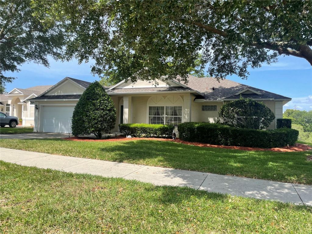 Photo of 958 Princeton Drive, Clermont, FL 34711 (MLS # O6399920)