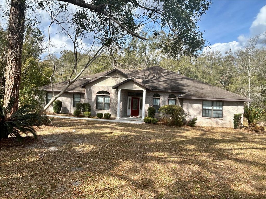 Photo of 19112 NW 156th Avenue, Alachua, FL 32615 (MLS # GC537553)